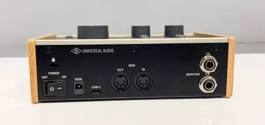 Universal Audio - Volt 276 USB Interface with Compressor 2